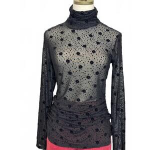 NEW ISLE APPAREL women's stealth top in flor
